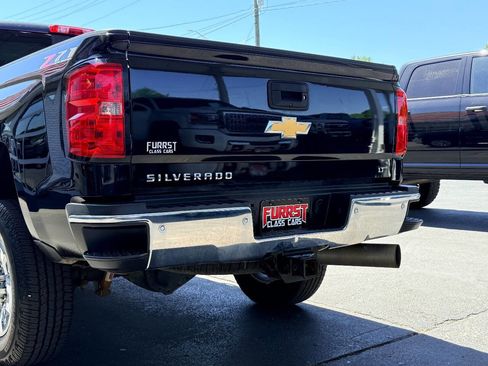 Used 2019 Chevrolet Silverado 2500 LT w/ LT Convenience Package image 12