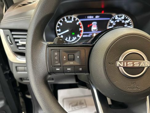 Certified 2023 Nissan Rogue SV image 20