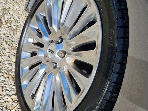 Used 2016 Lincoln MKZ w/ Equipment Group 300A Reserve FWD image 2