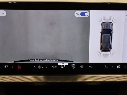 Certified 2025 Ford Explorer Platinum w/ Ultimate Package image 36