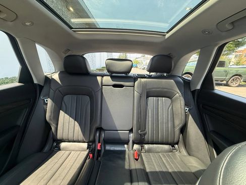 Used 2018 Audi Q5 2.0T Premium Plus w/ Premium Plus Package AWD/4WD image 18