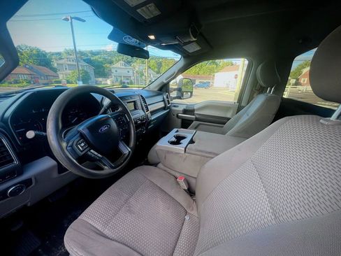 Used 2019 Ford F450 XLT RWD image 16