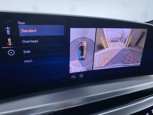 Certified 2024 Cadillac Lyriq Luxury image 6