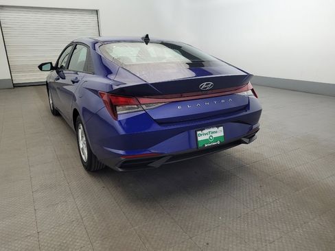 Used 2023 Hyundai Elantra SE image 6