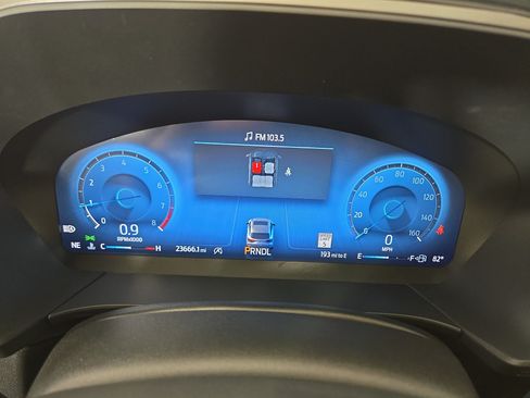 Used 2023 Ford Escape Active w/ Tech Pack #2 FWD image 17