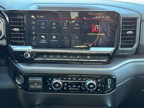 Used 2026 GMC Sierra 1500 SLT w/ SLT Premium Plus Package image 23