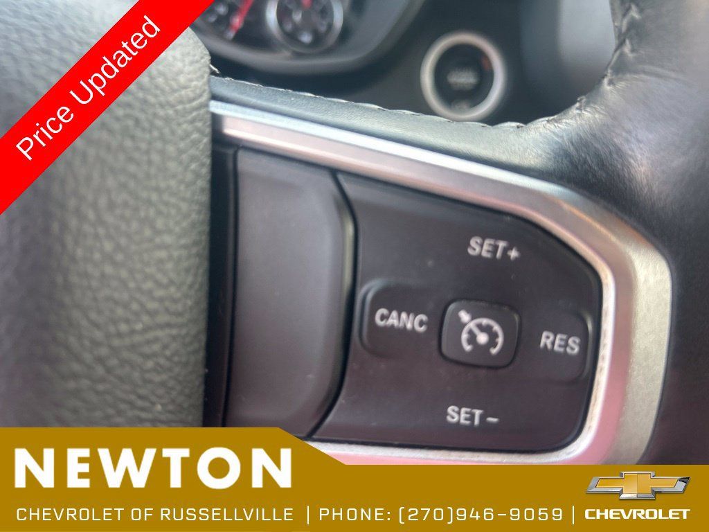 Used 2022 RAM 1500 Big Horn AWD/4WD image 14