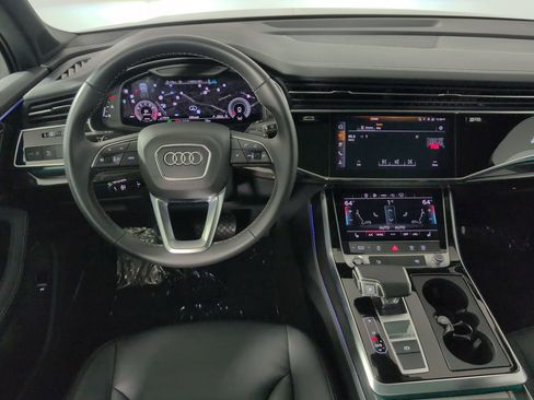Certified 2025 Audi Q7 2.0T Premium Plus w/ Premium Plus Package image 13