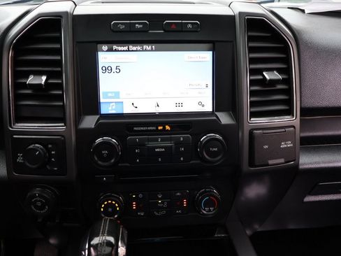 Used 2018 Ford F150 XLT w/ Equipment Group 302A Luxury AWD/4WD image 48