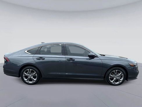 Used 2024 Honda Accord EX image 2