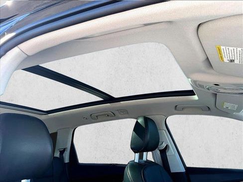 Used 2017 Audi Q7 3.0T Premium Plus w/ Premium Plus Package image 17