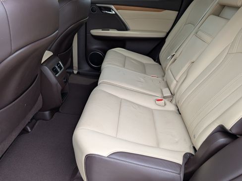 Used 2017 Lexus RX 450h AWD image 10