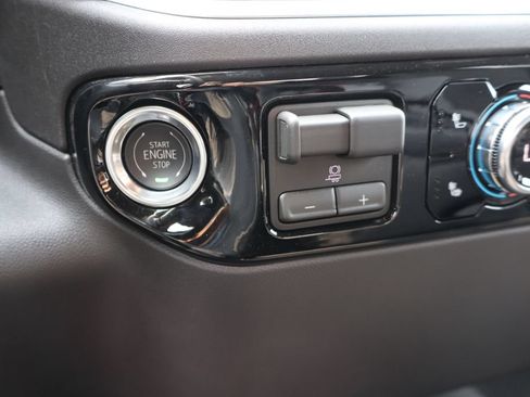 Used 2026 GMC Sierra 1500 Elevation AWD/4WD image 12