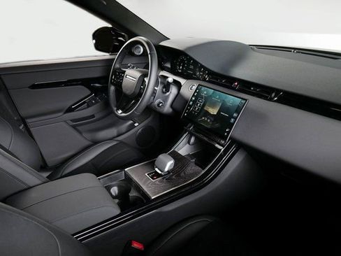 New 2025 Land Rover Range Rover Evoque Dynamic SE image 10