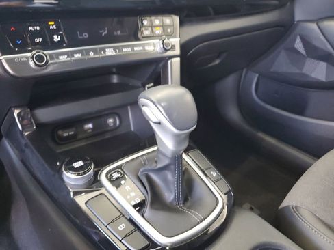 Used 2024 Kia Seltos S FWD image 27