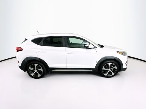 Used 2017 Hyundai Tucson Sport FWD image 10