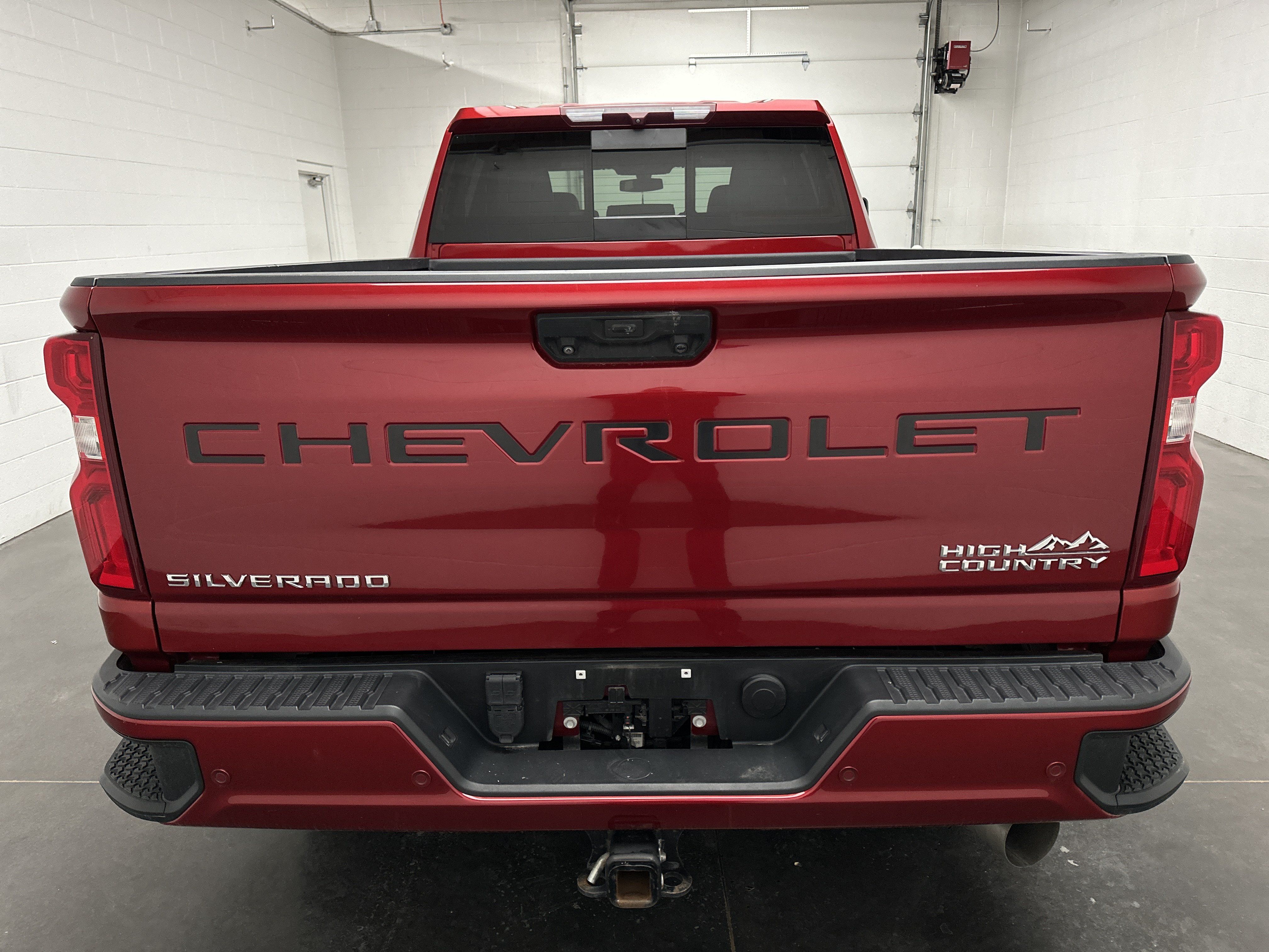 Used 2022 Chevrolet Silverado 3500 High Country AWD/4WD image 10
