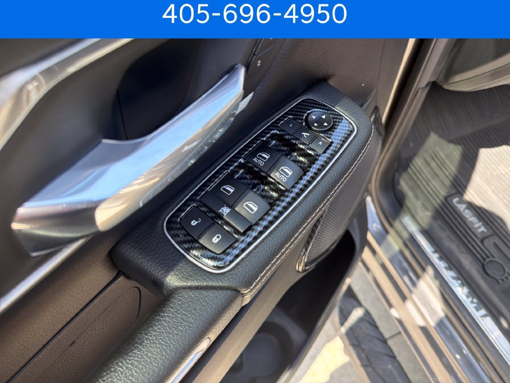 Used 2021 RAM 1500 Laramie AWD/4WD image 15