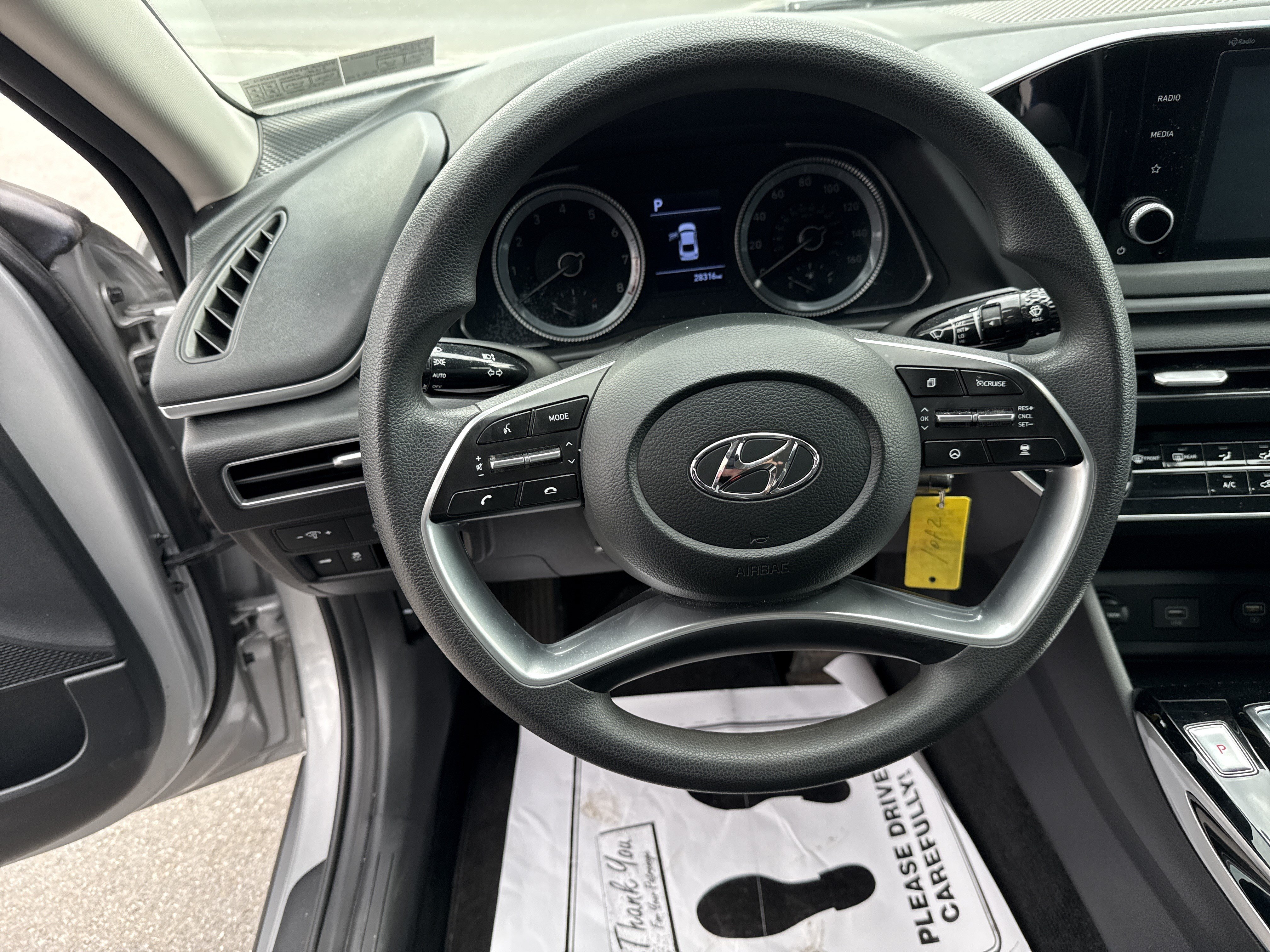 Used 2023 Hyundai Sonata SE FWD image 17