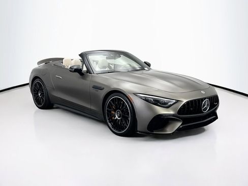 Certified 2022 Mercedes-Benz SL 63 AMG 4MATIC w/ AMG Aerodynamic Package image 3