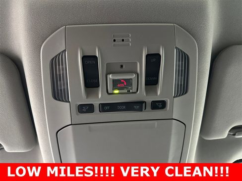 Used 2021 Toyota Highlander XLE image 34