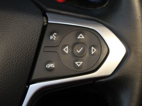 Used 2023 Chevrolet Traverse LT AWD/4WD image 22