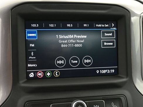 Used 2022 Chevrolet Silverado 1500 Custom AWD/4WD image 7
