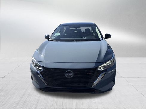 New 2025 Nissan Sentra SR w/ SR Premium Package FWD image 2