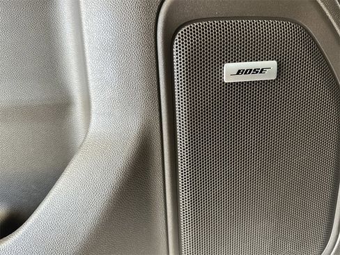 Used 2019 GMC Sierra 1500 SLT w/ SLT Premium Plus Package image 11