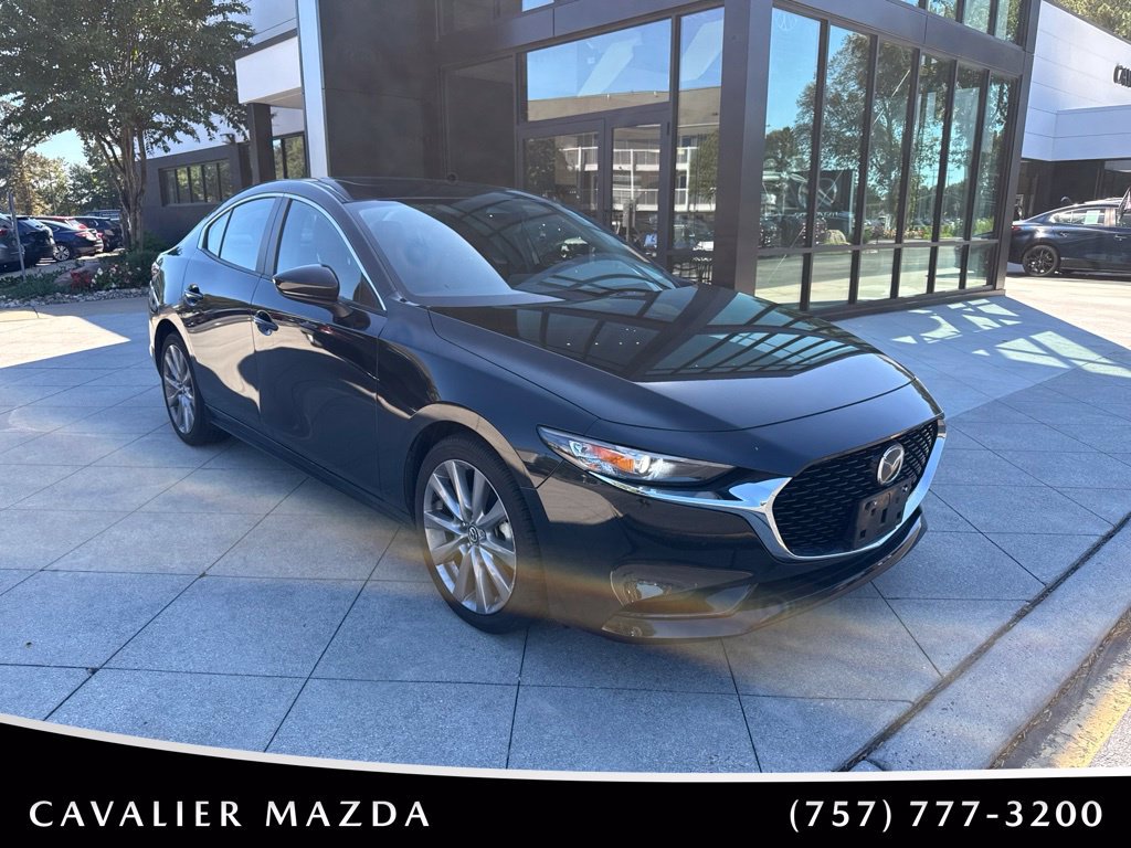 Used 2025 MAZDA MAZDA3 s FWD image 1