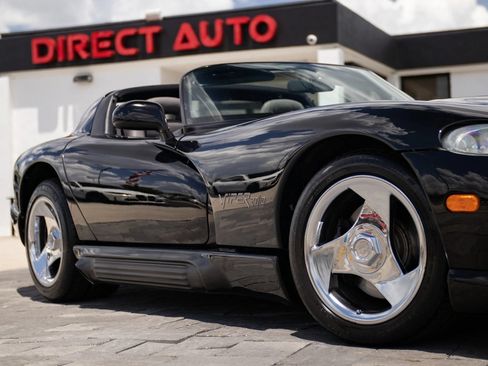 Used 1994 Dodge Viper RT/10 RWD image 3
