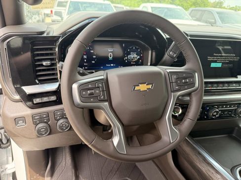 New 2026 Chevrolet Silverado 2500 LTZ w/ LTZ Plus Package AWD/4WD image 14