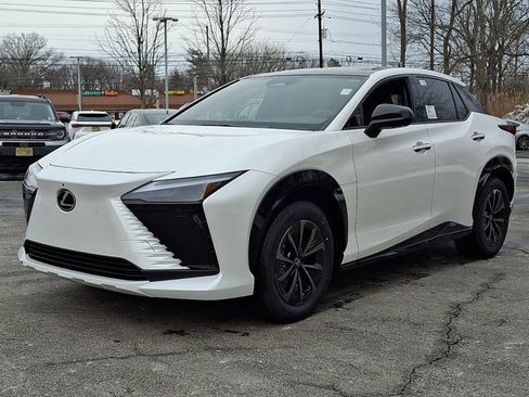 New 2026 Lexus RZ 450e AWD image 2