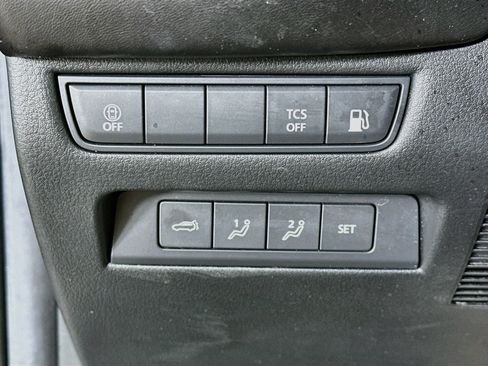 Used 2025 MAZDA CX-50 AWD 2.5 Hybrid w/ Premium Pkg image 17