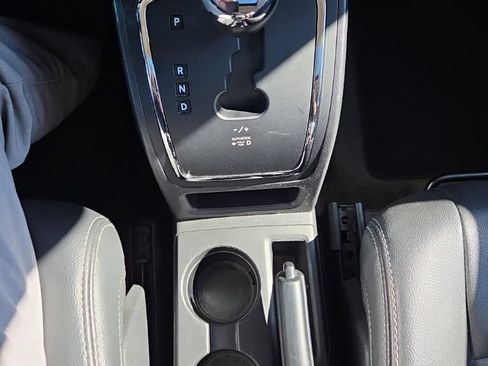 Used 2016 Jeep Patriot High Altitude AWD/4WD image 25