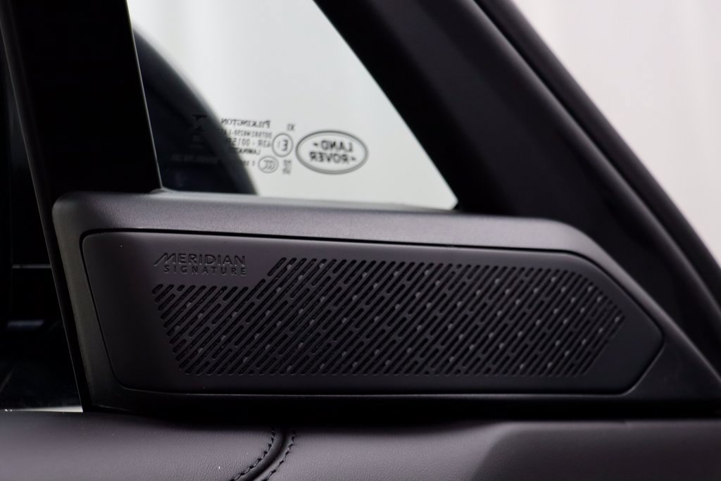 New 2026 Land Rover Range Rover Autobiography AWD/4WD image 9