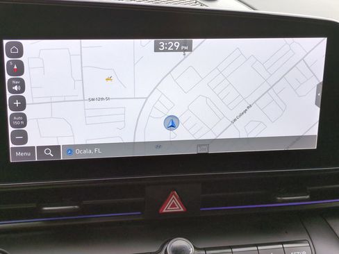 Certified 2025 Hyundai Elantra SEL image 19