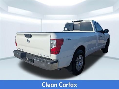 Used 2018 Nissan Titan SV AWD/4WD image 2