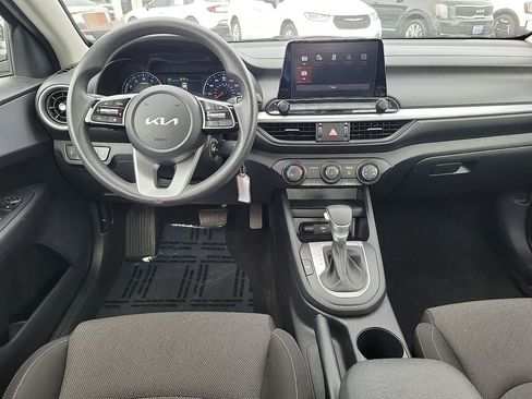 Used 2024 Kia Forte LXS FWD image 10
