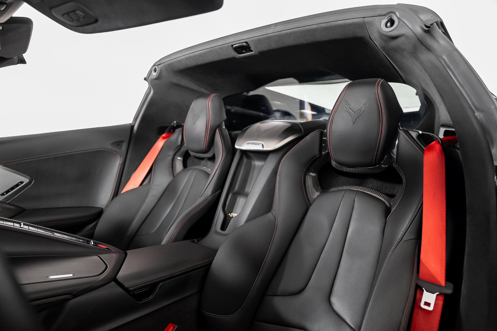 Used 2023 Chevrolet Corvette Stingray Premium Cpe w/ Z51 Performance Package RWD image 3