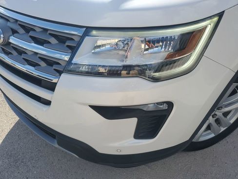 Used 2018 Ford Explorer XLT w/ Equipment Group 202A image 16