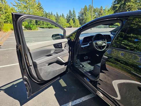 New 2026 Cadillac Optiq Sport 1 AWD/4WD image 18