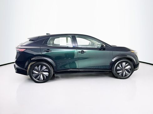 Used 2024 Nissan Ariya AWD image 10