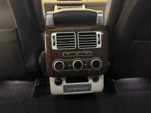 Used 2017 Land Rover Range Rover HSE image 30