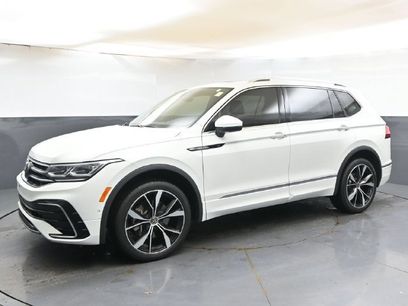 Used 2024 Volkswagen Tiguan SEL R-Line