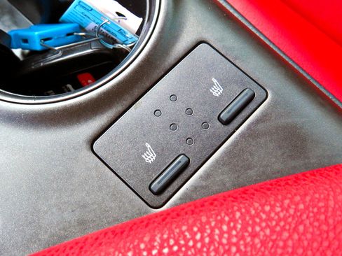 Used 2022 Toyota Camry XSE w/ Carpet Mat Package (TMS) image 26