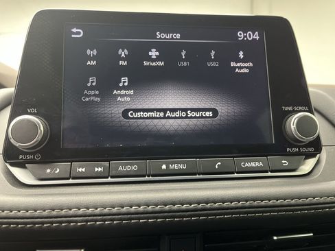 Used 2023 Nissan Rogue S image 16