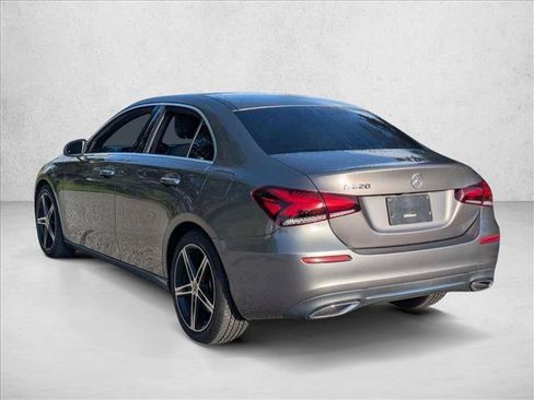 Used 2022 Mercedes-Benz A 220 image 5