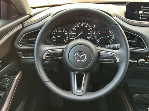 Used 2025 MAZDA CX-30 AWD 2.5 S w/ Premium Package image 28