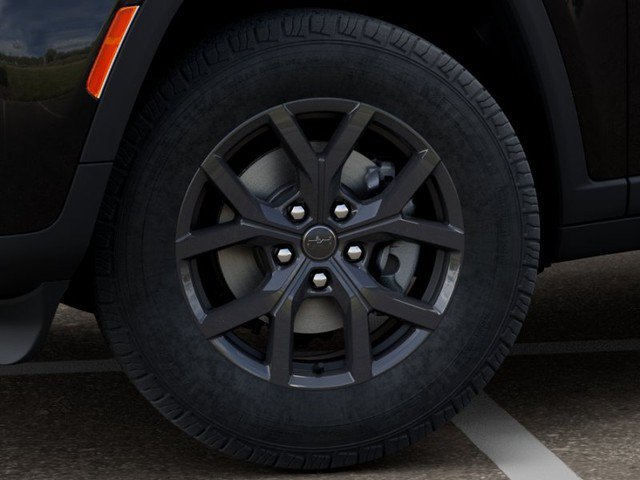 New 2027 Jeep Grand Cherokee Altitude AWD/4WD image 8